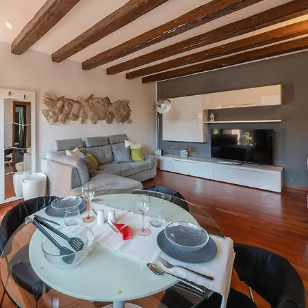 شقة La Casa Di Marta - Borgarello, Pavia - By Host4u Borgarello